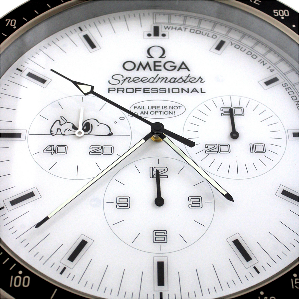Omega - Snoopy Speedmaster B&W