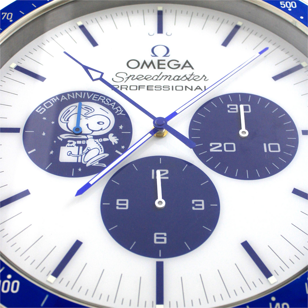 Omega - Speedmaster Snoopy W&B