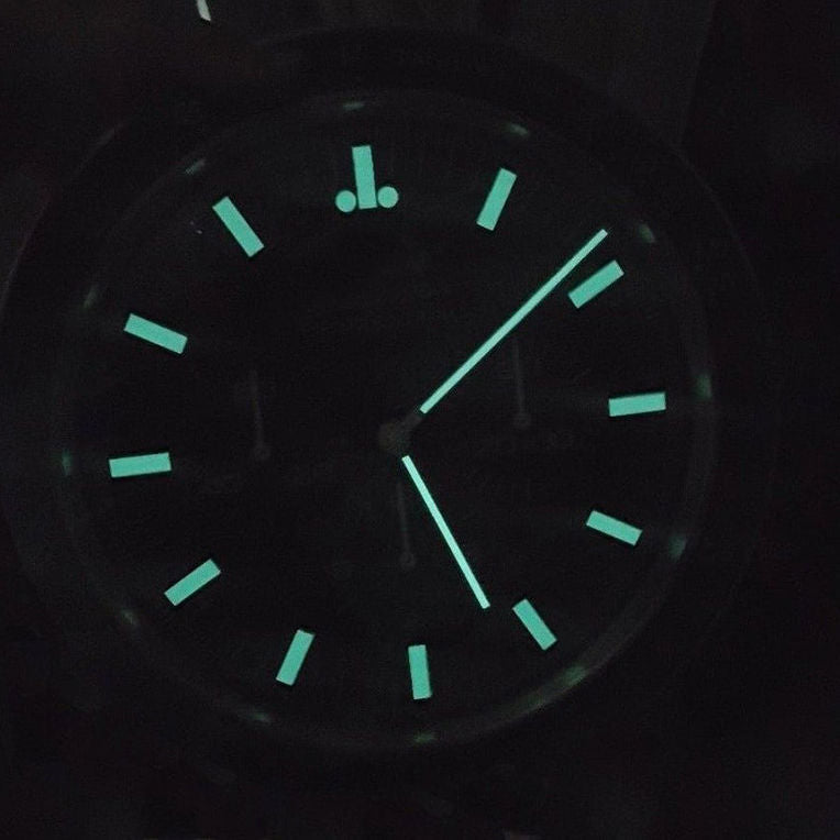 Omega - Speedmaster Snoopy W&B